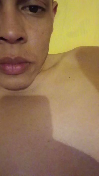 Consentido0 live cam on Cam4