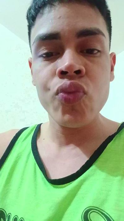 Consentido0 live cam on Cam4
