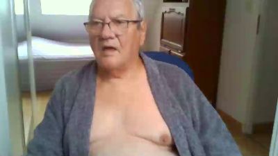Contact27110 live cam on Cam4