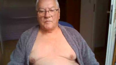 Contact27110 live cam on Cam4