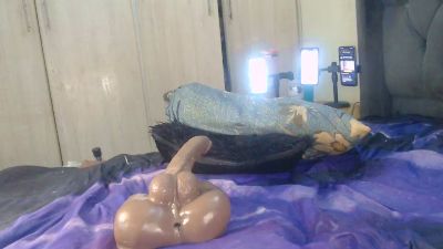 Cookie_rider live cam on Cam4