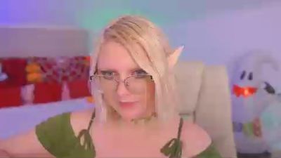 CoolTatiss live cam on Cam4