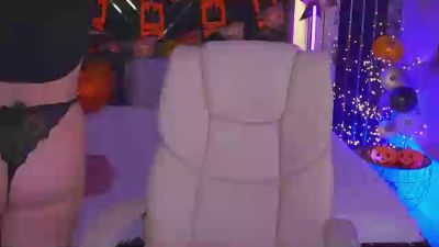 CoolTatiss live cam on Cam4