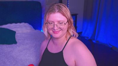 CoolTatiss live cam on Cam4