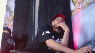 Coophe live cam on Cam4