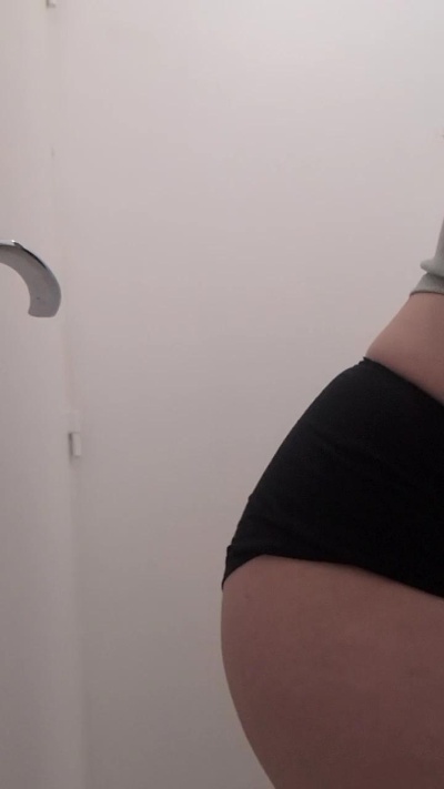 Coquiiinesexy live cam on Cam4