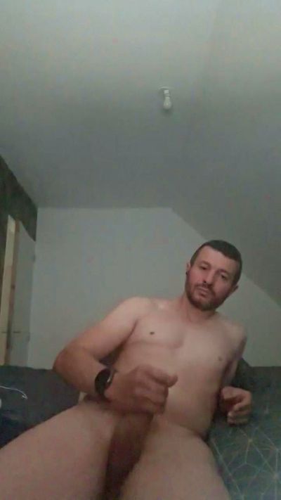 Coquin29 live cam on Cam4