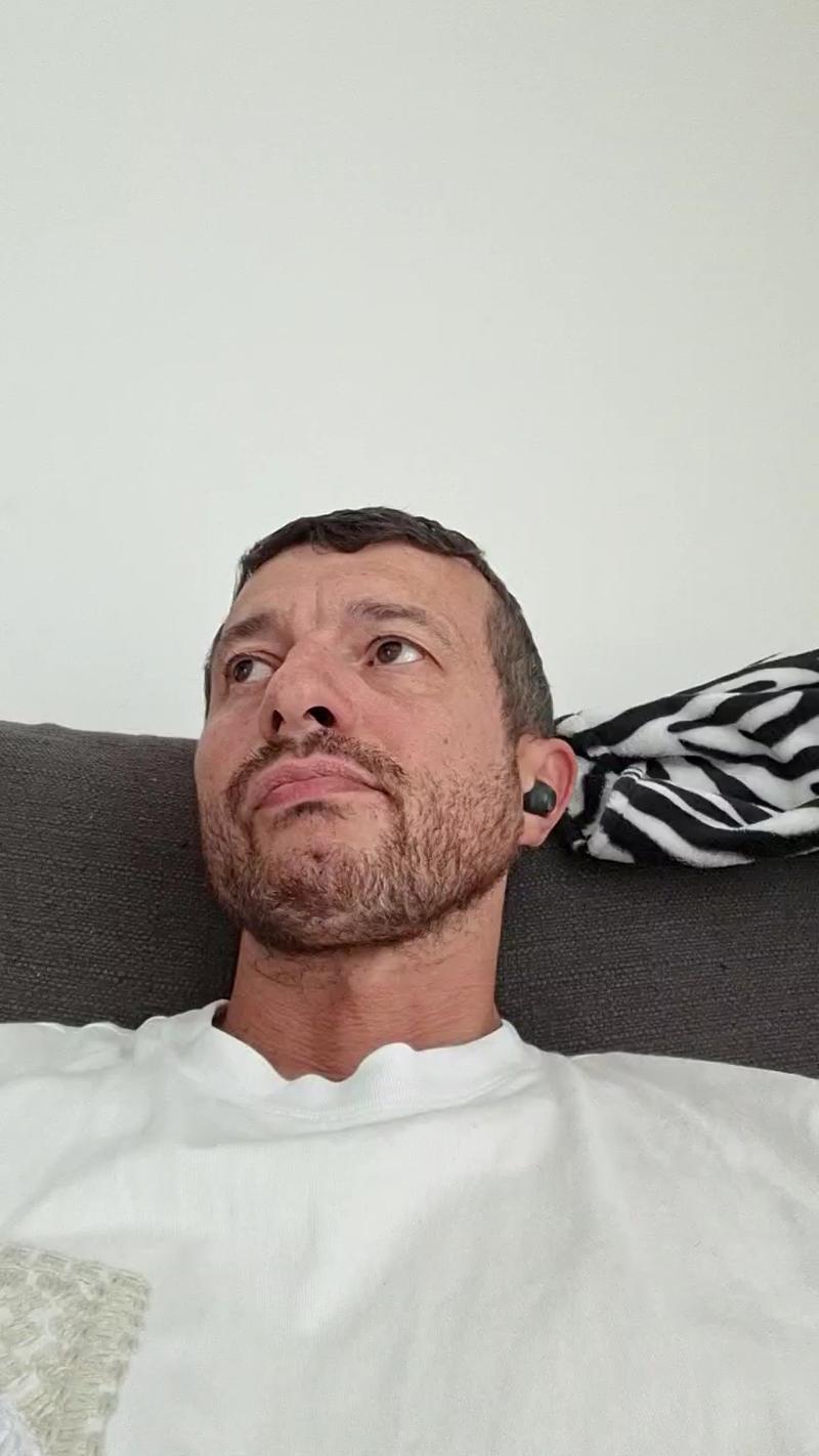 Coquin29 live cam on Cam4