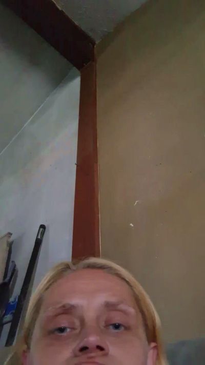 CoraLineStar1 live cam on Cam4