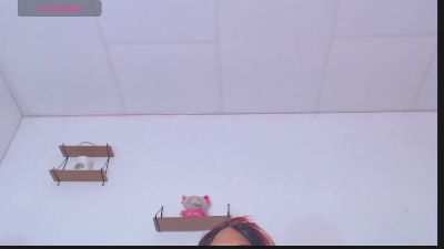 Coral_01 live cam on Cam4