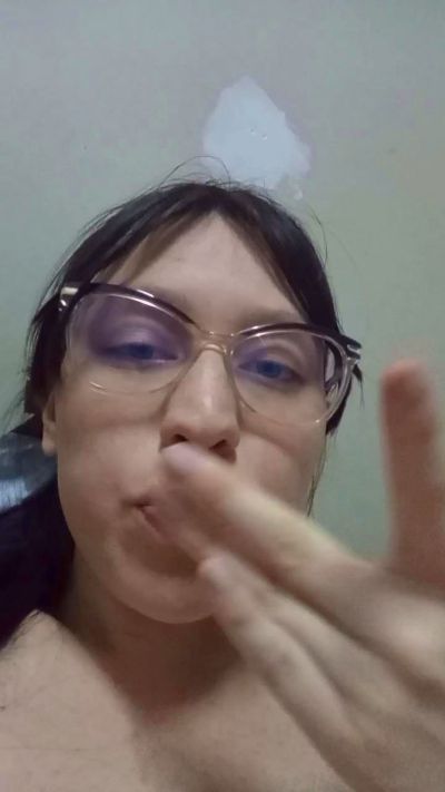 Coral_Mateo live cam on Cam4