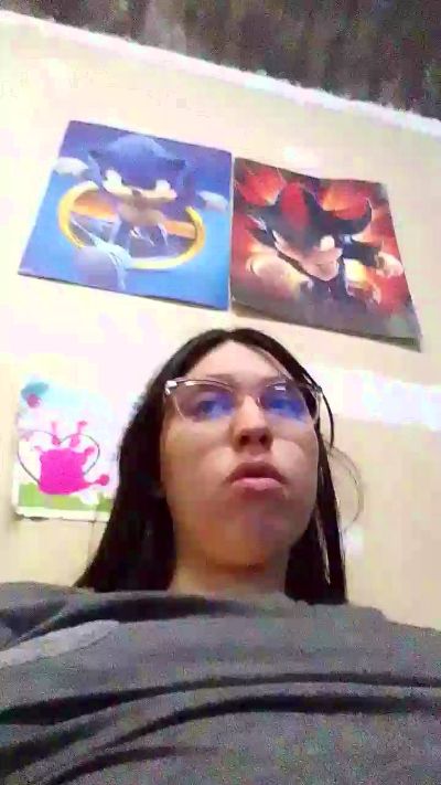 Coral_Mateo live cam on Cam4