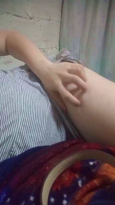 Coral_Mateo live cam on Cam4