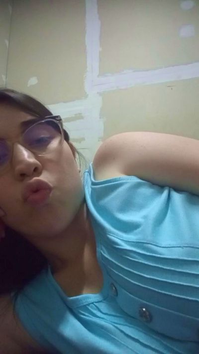 Coral_Mateo live cam on Cam4