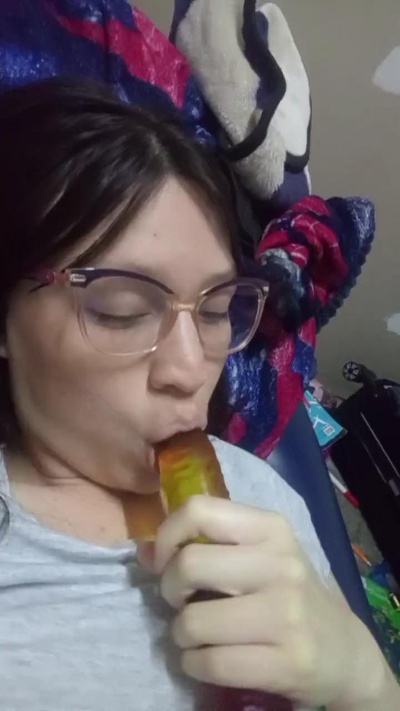 Coral_Mateo live cam on Cam4