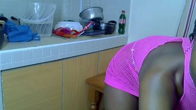Corallove1 live cam on Cam4