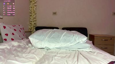 CoreneAustgen live cam on Cam4