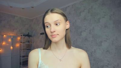 CorieRando live cam on Cam4