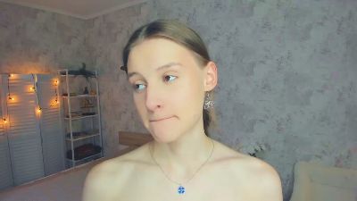 CorieRando live cam on Cam4