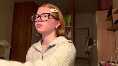 CorinnaRemian live cam on Cam4