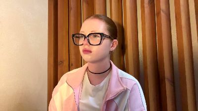 CorinnaRemian live cam on Cam4