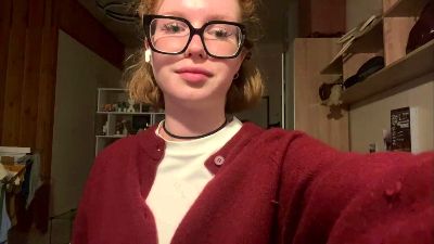 CorinnaRemian live cam on Cam4