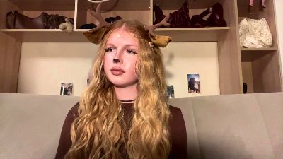 CorinnaRemian live cam on Cam4