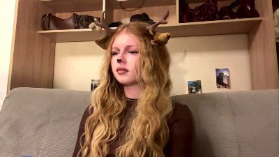 CorinnaRemian live cam on Cam4