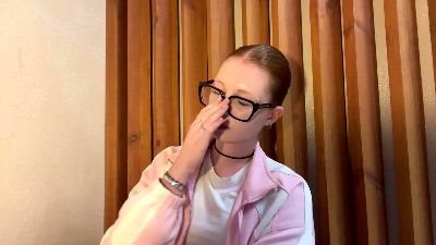 CorinnaRemian live cam on Cam4