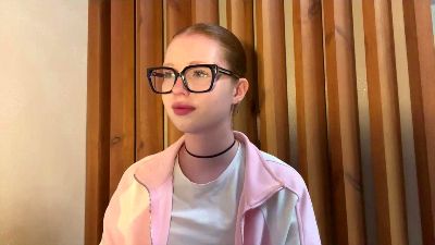 CorinnaRemian live cam on Cam4