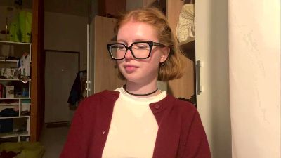 CorinnaRemian live cam on Cam4