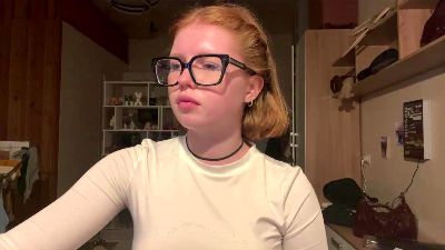 CorinnaRemian live cam on Cam4