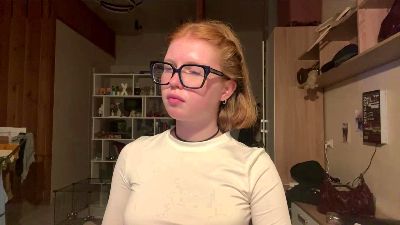 CorinnaRemian live cam on Cam4