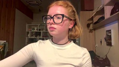 CorinnaRemian live cam on Cam4