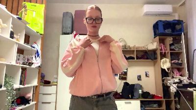 CorinnaRemian live cam on Cam4
