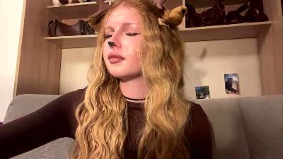 CorinnaRemian live cam on Cam4