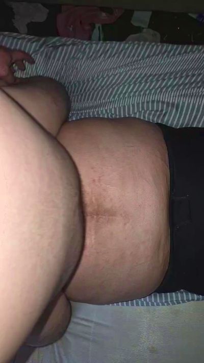 Corneetazo live cam on Cam4