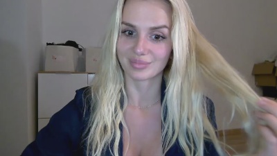CorneliaBeauty live cam on Cam4