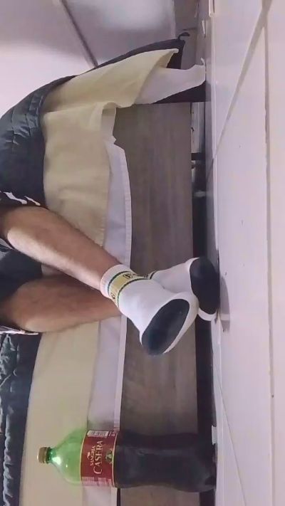 Coronaced live cam on Cam4