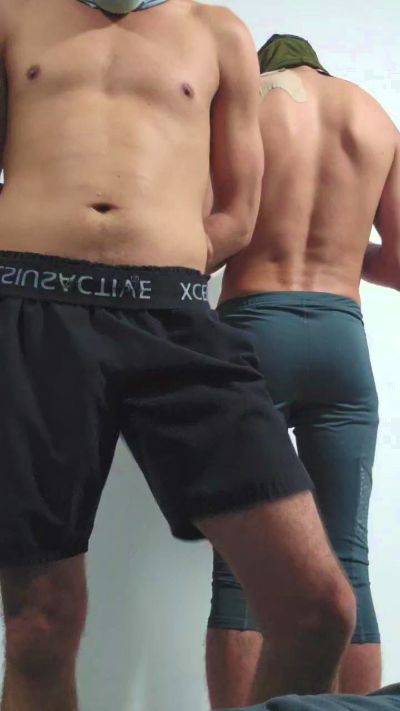 Coronaced live cam on Cam4