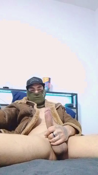 Coronaced live cam on Cam4