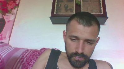 le modèle Corsista236 est en webcam porno dans un show sur le site cam4, il possède les tags suivants: 