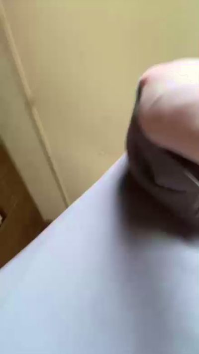 Cosmic_sunshine live female webcam from United States