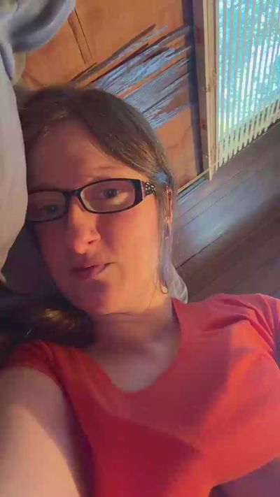 Cosmic_sunshine live cam on Cam4
