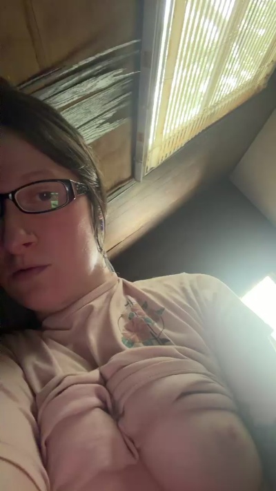 Cosmic_sunshine live cam on Cam4