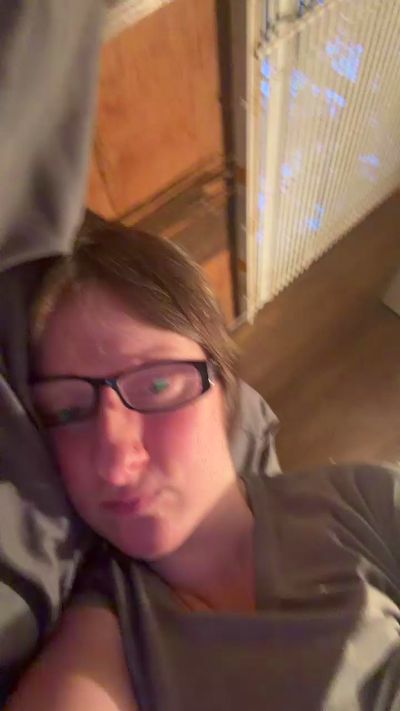 Cosmic_sunshine live cam on Cam4
