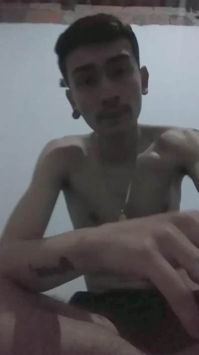 Costcol77 live cam on Cam4