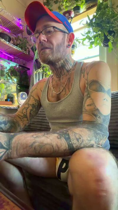 CountryButcher live cam on Cam4