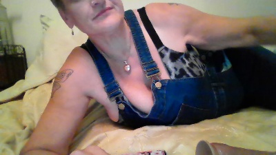 Countryhoney live cam on Cam4