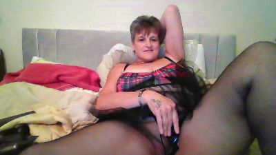 Countryhoney live cam on Cam4